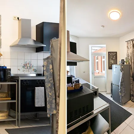 Appartement Zur Zenkergasse - Studios&Apartments&DZ in der City *