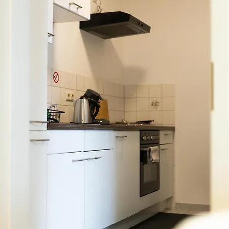 Appartement Zur Zenkergasse - Studios&Apartments&DZ in der City *